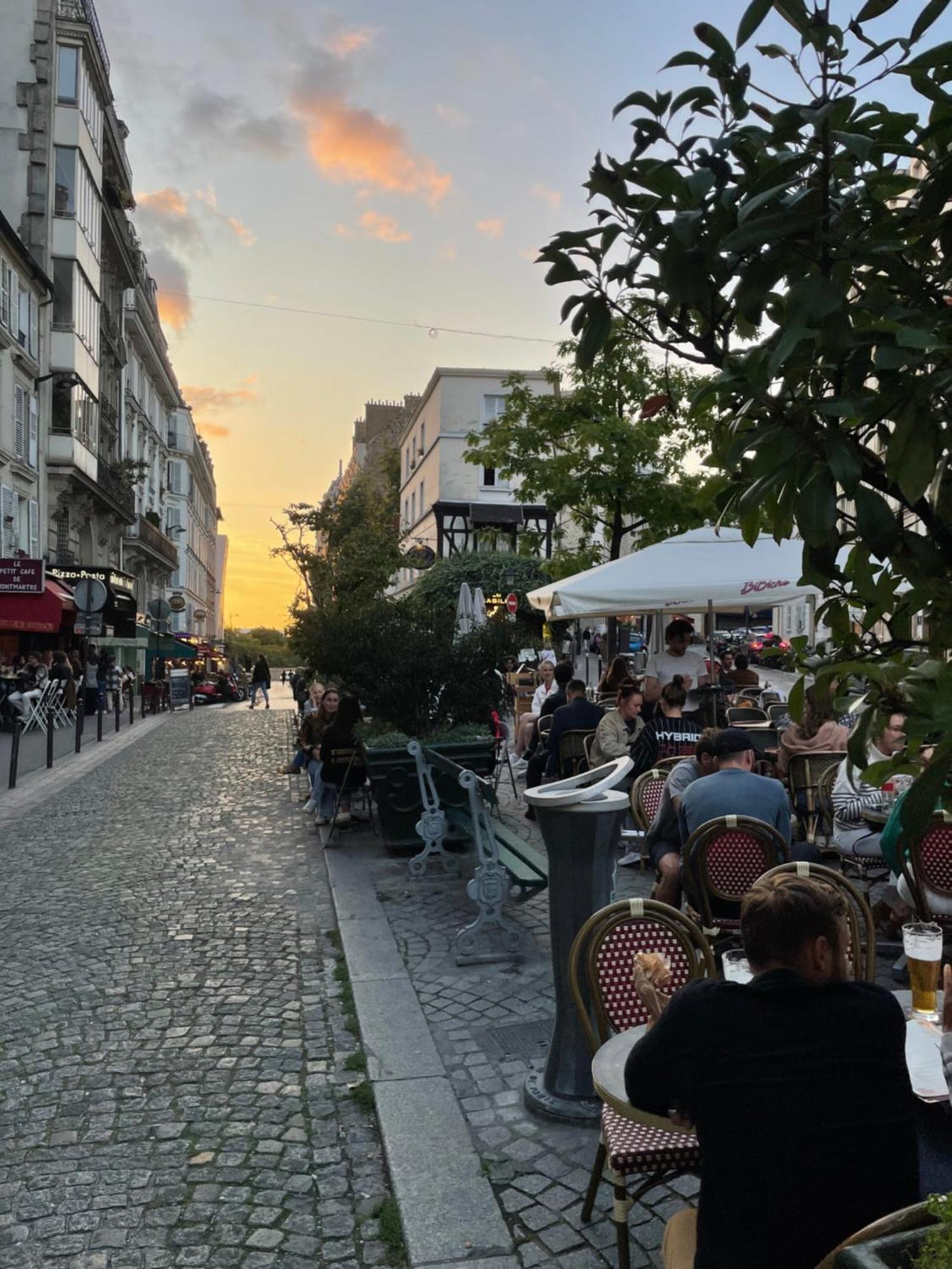 Montmartre Cosy Lejlighed Paris Eksteriør billede